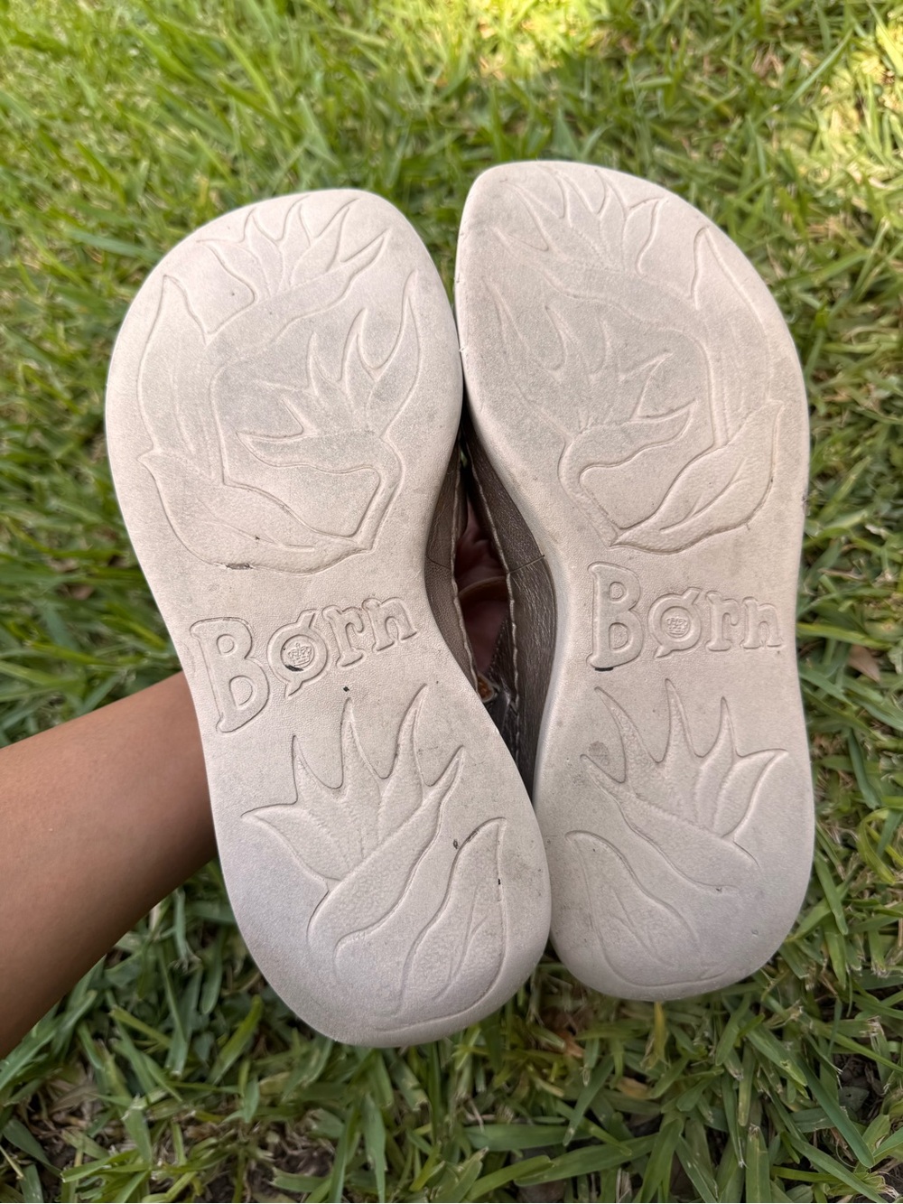 Born Silver Quilted Platform Sandals Strap Buckle - Picture 8 of 9